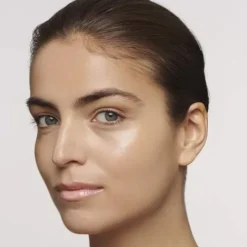 Cheap Lip Perfector Glow Gloss